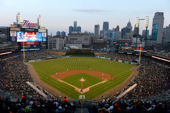 Video: Man Spitting in Pizza at Detroit Tigers Baseball Stadium