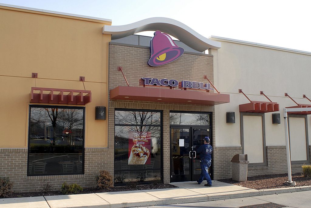 Taco Bell Store Front 