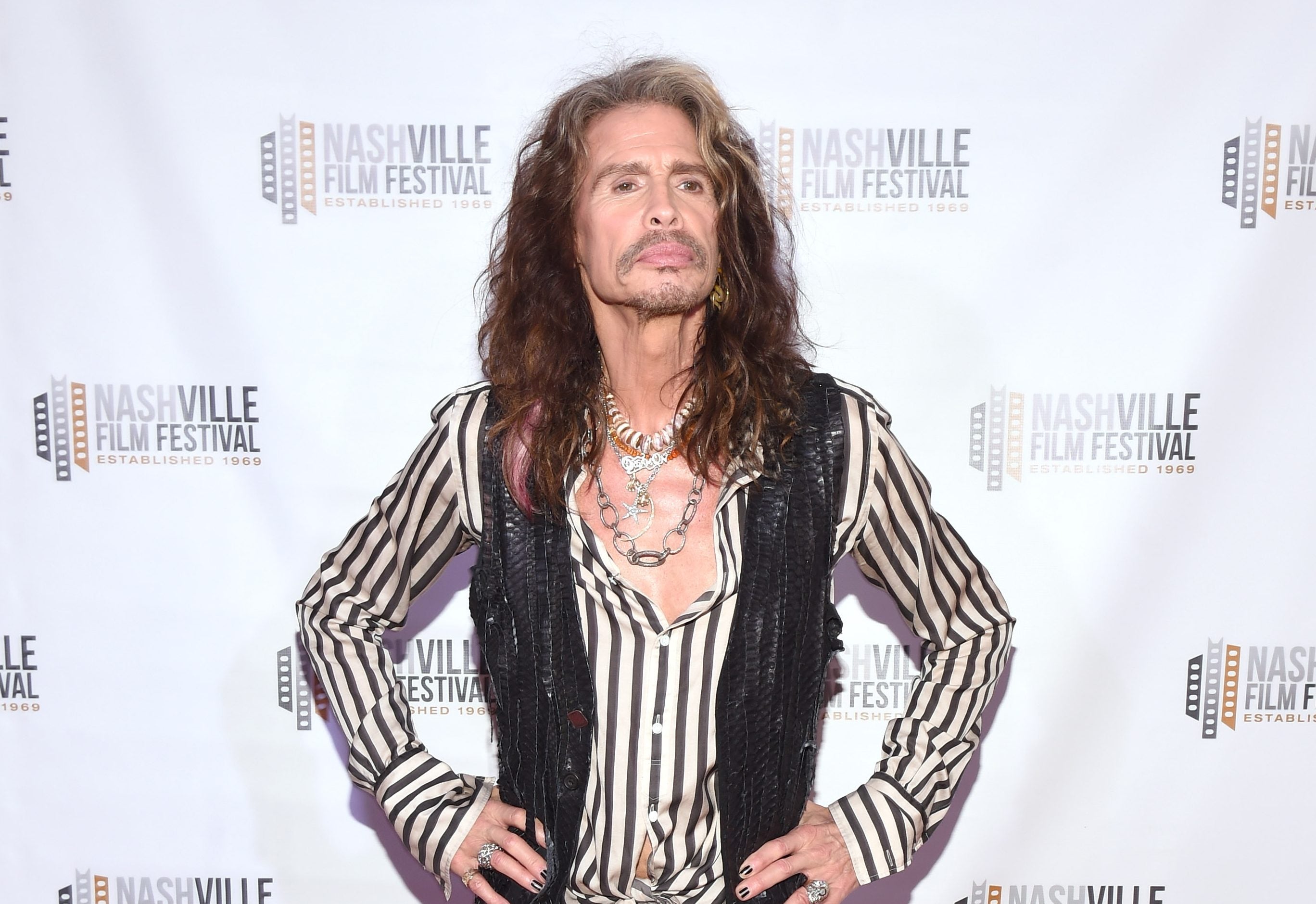 VIDEO: Steven Tyler, Nuno Bettencourt Talk Covering “Brown Sugar”