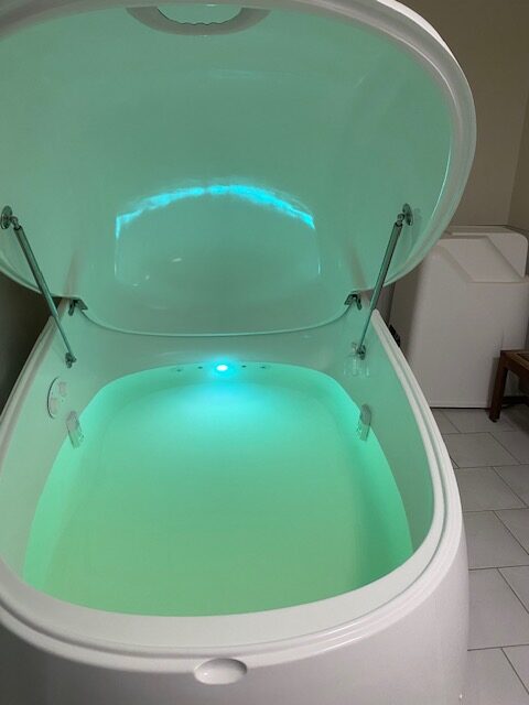 Float tank pod