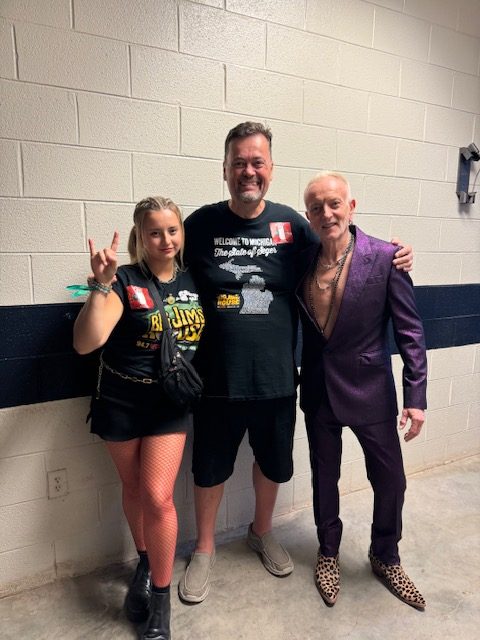 backstage with Phil Collen of Def Leppard